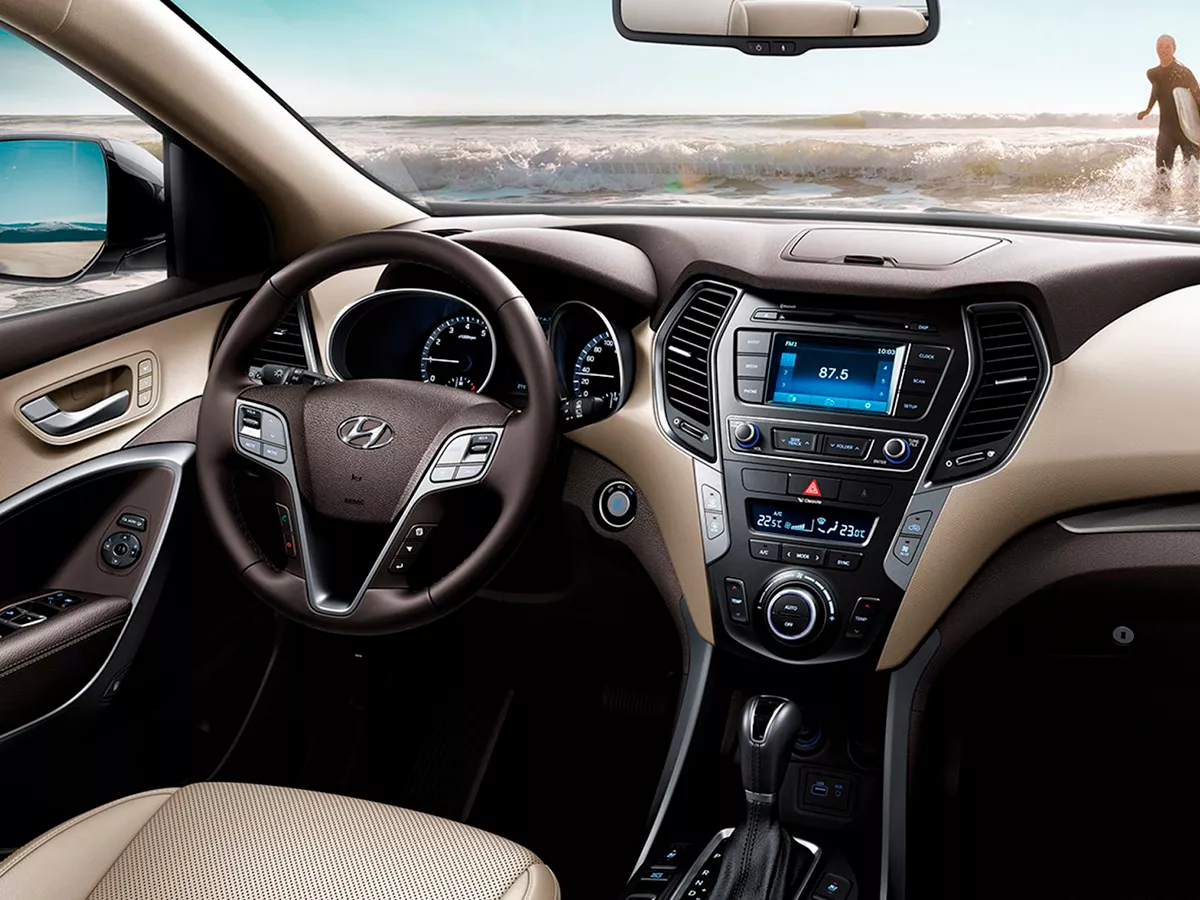 Hyundai Grand Santa Fe