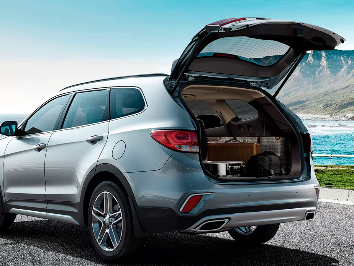 Hyundai Grand Santa Fe