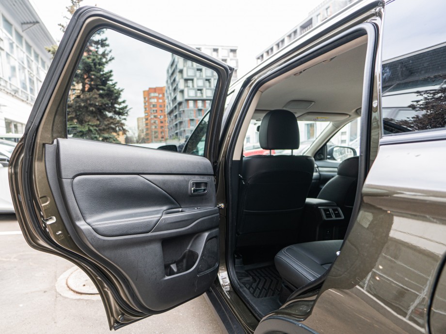 Mitsubishi Outlander 2019