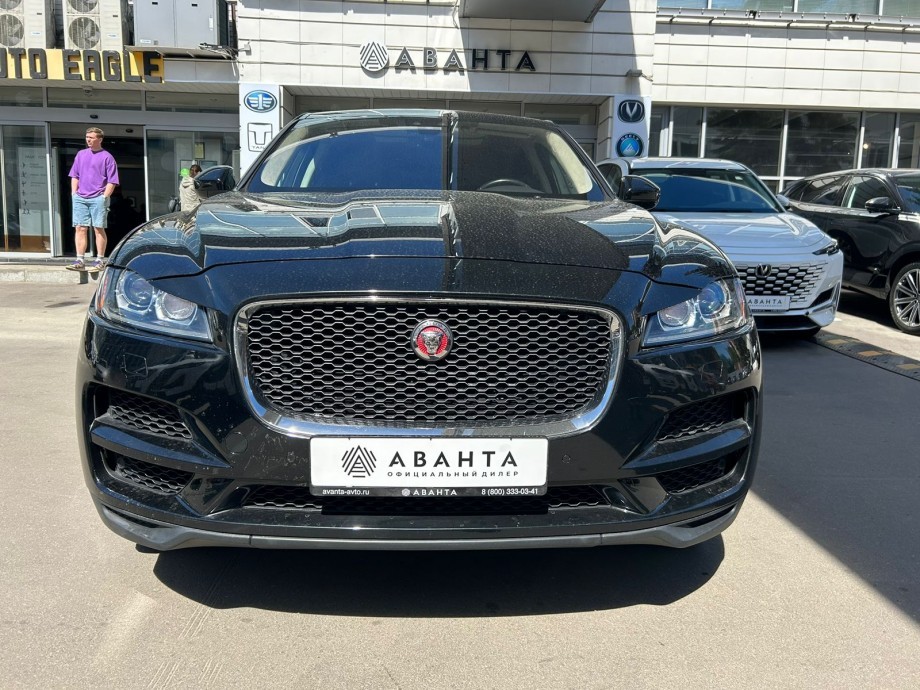 Jaguar F-PACE 2019