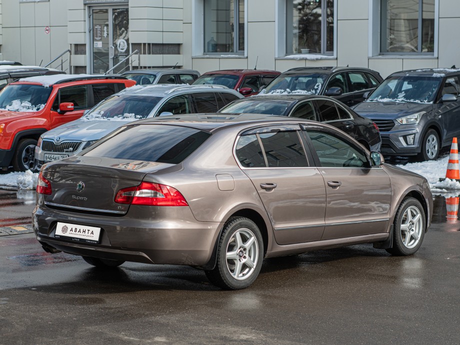 Skoda Superb 2010