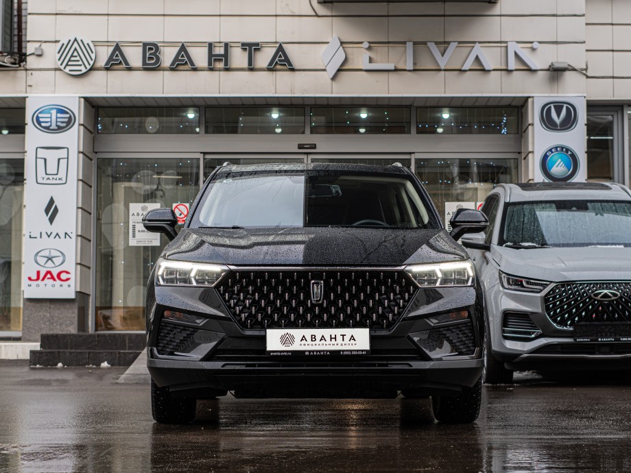 FAW Bestune T77 2022