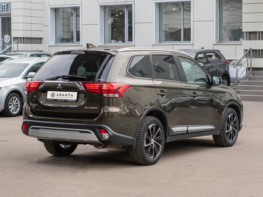 Mitsubishi Outlander 2019