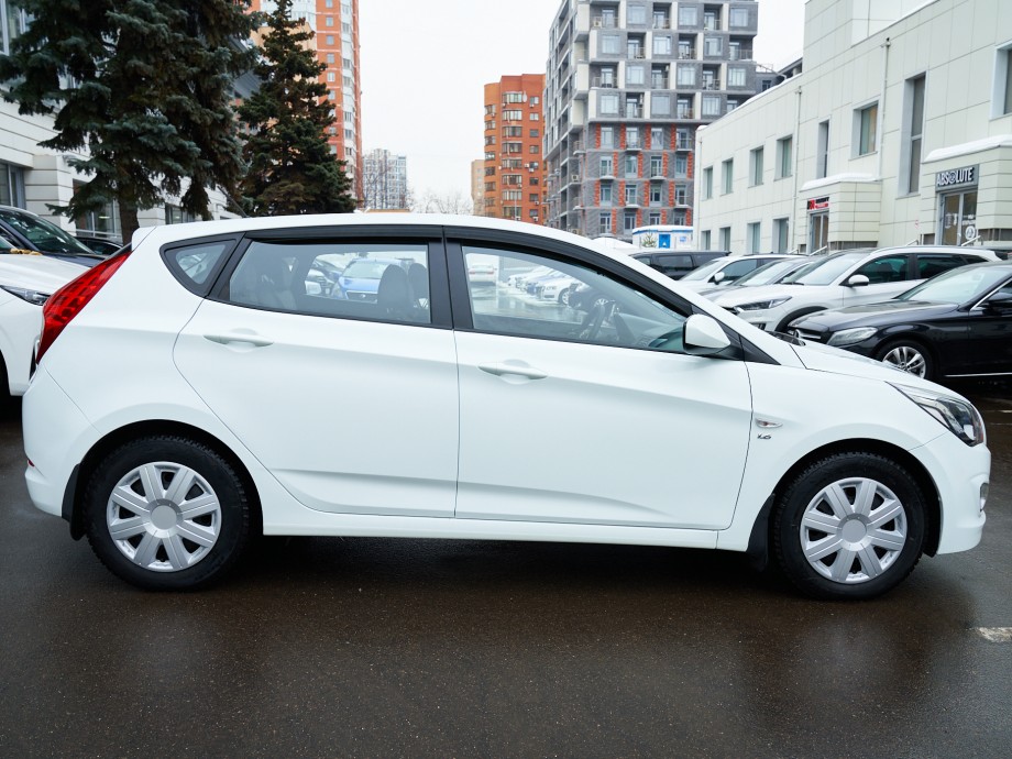 Hyundai Solaris 2014