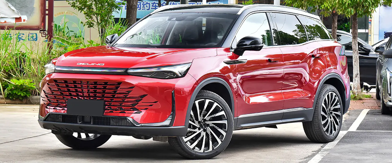 Стало известно сколько будет стоить семейный кроссовер BAIC X75