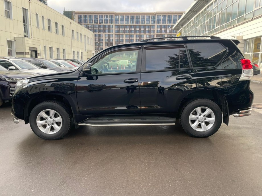 Toyota Land Cruiser Prado 2013