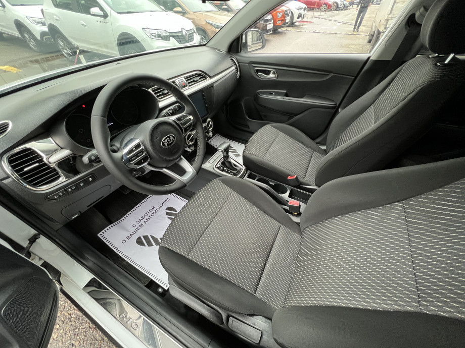 KIA Rio X-Line 2019