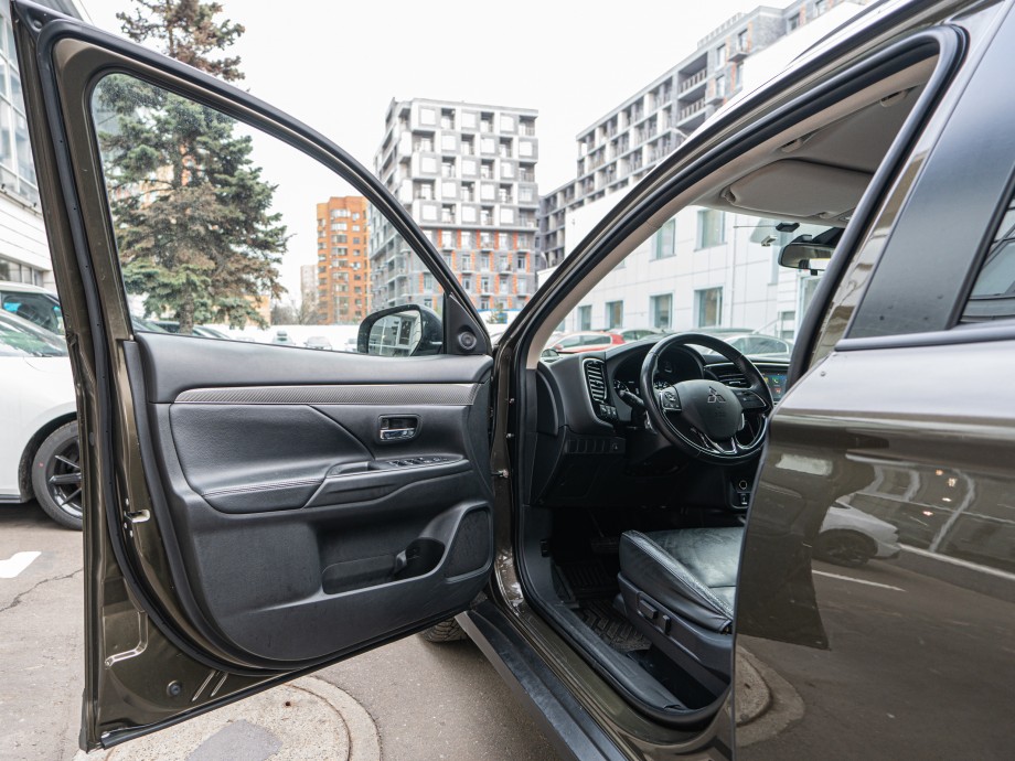 Mitsubishi Outlander 2019