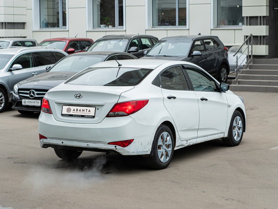 Hyundai Solaris 2015