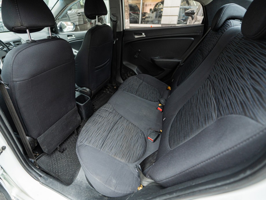 Hyundai Solaris 2015