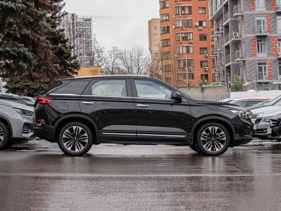 FAW Bestune T77 2022