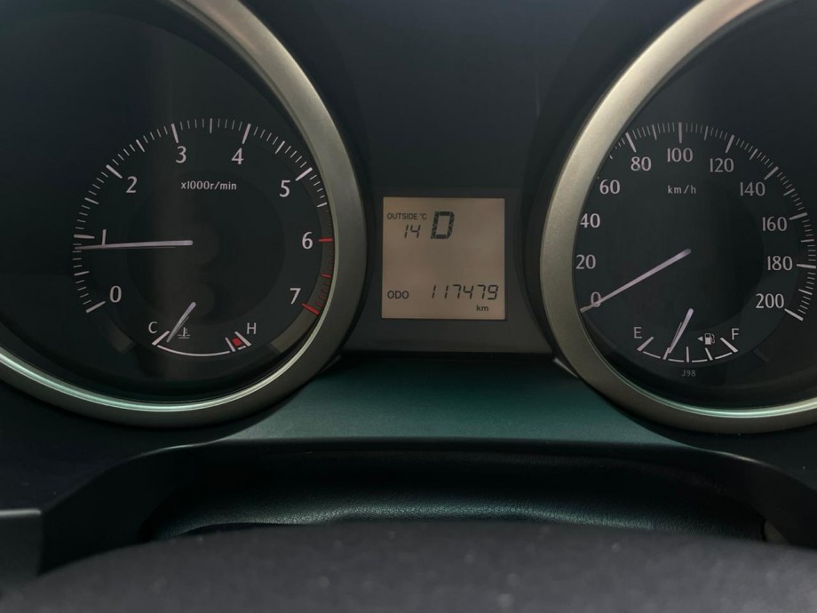 Toyota Land Cruiser Prado 2013