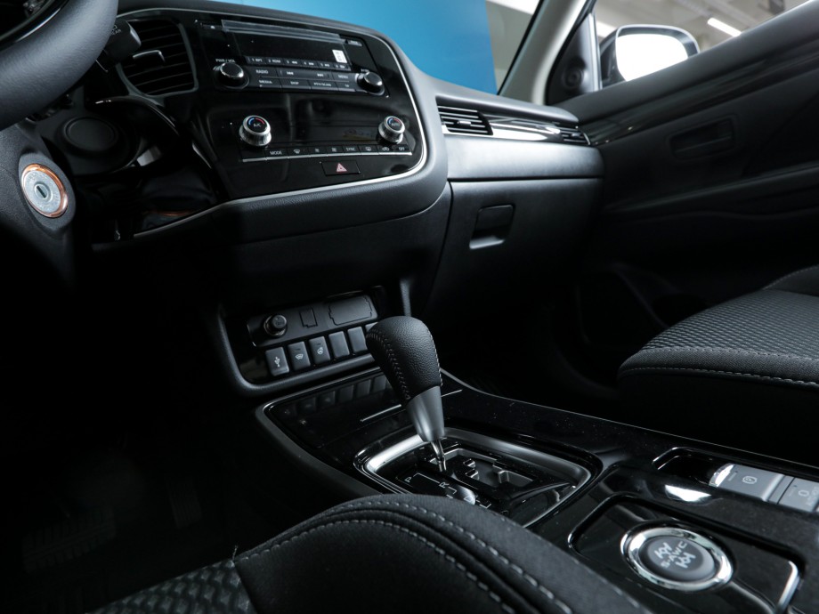 Mitsubishi Outlander 2022