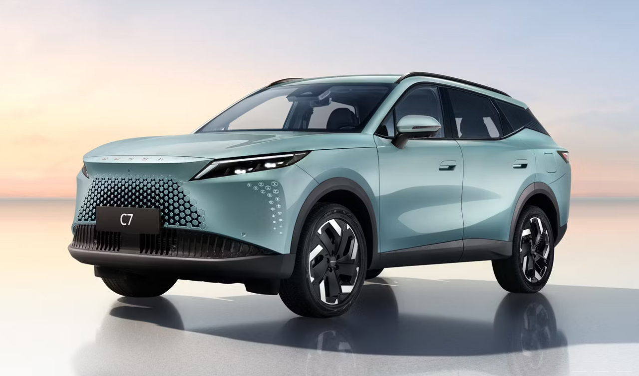 Теперь точно! Российские автолюбители узнали, каким будет Omoda C7