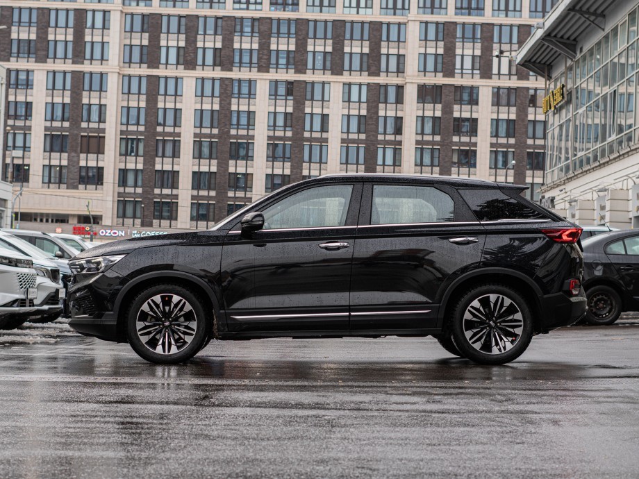 FAW Bestune T77 2022