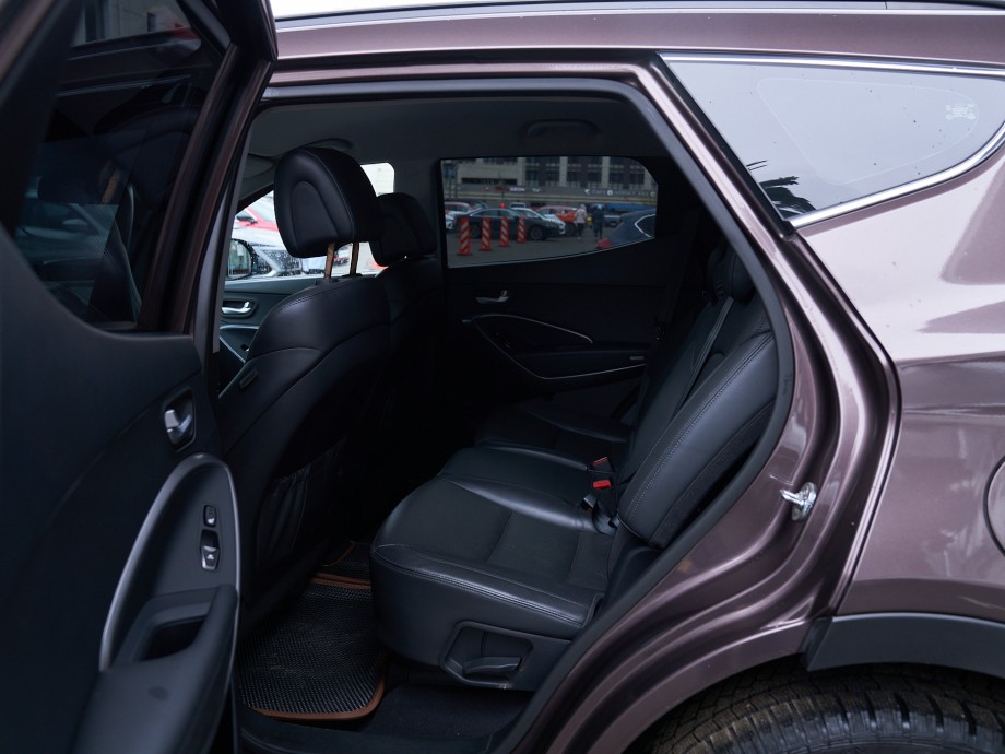 Hyundai Santa Fe 2015