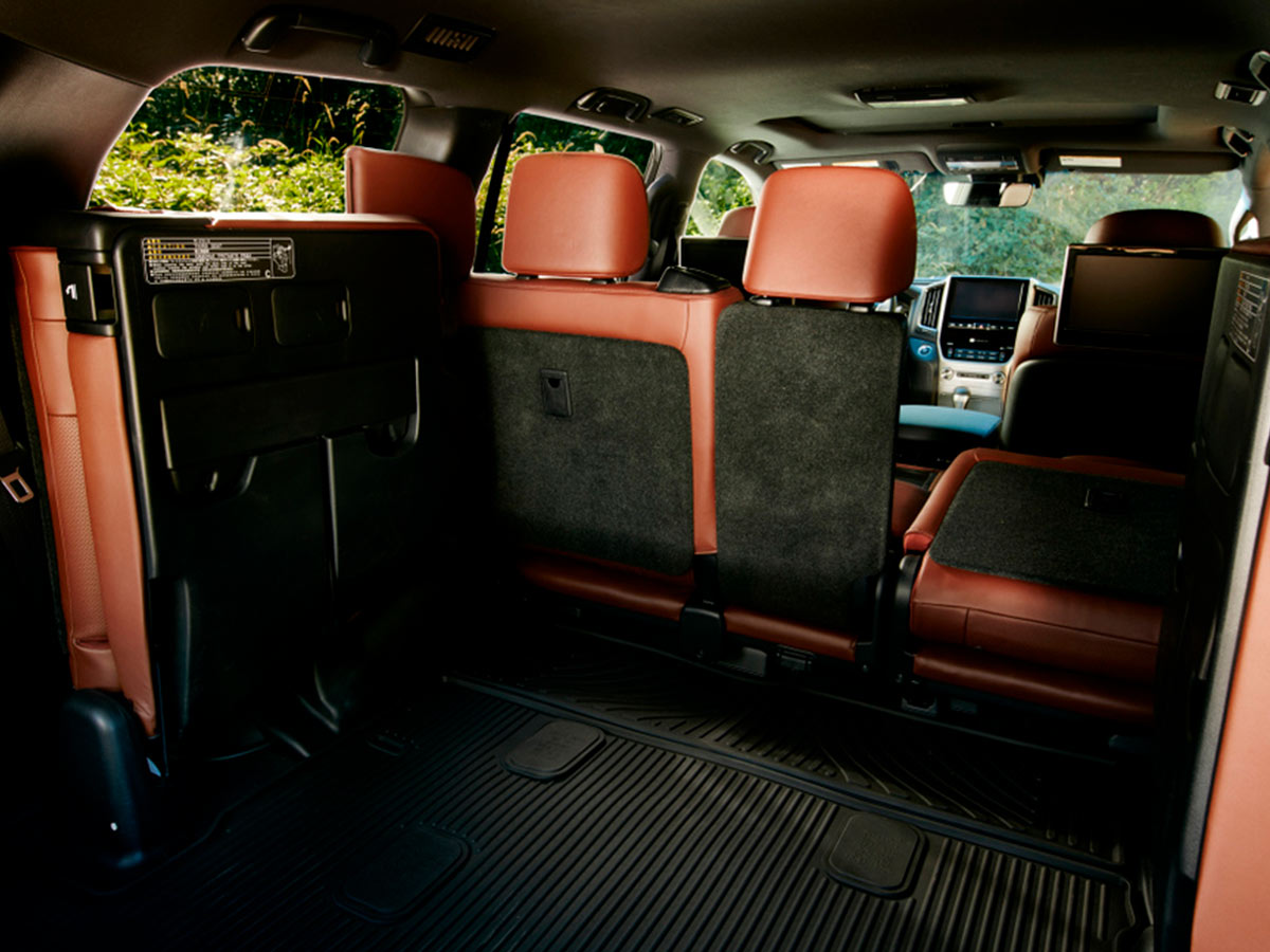 Toyota Land Cruiser 200