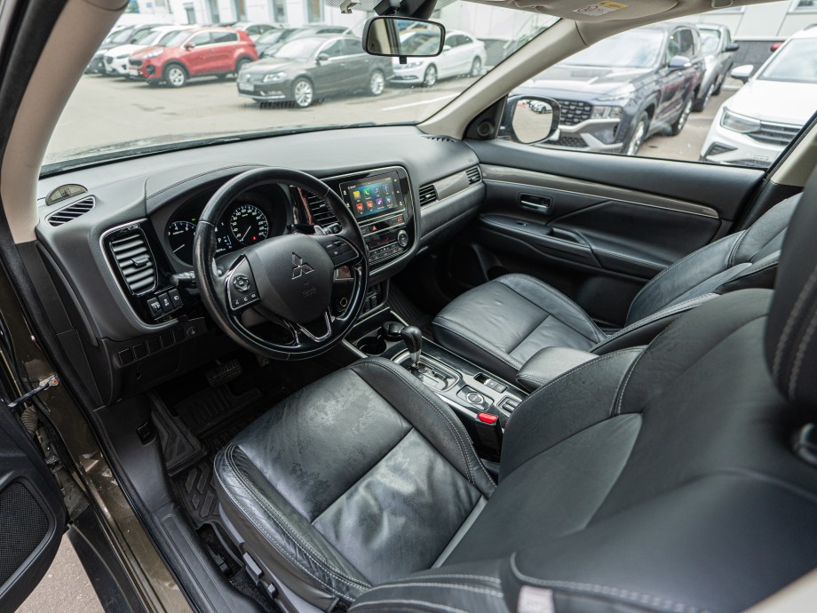 Mitsubishi Outlander 2019