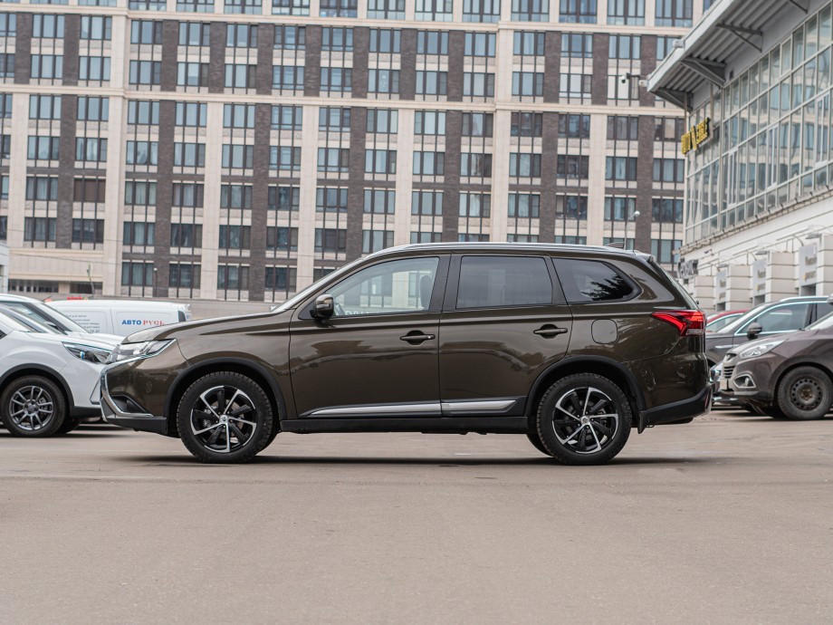 Mitsubishi Outlander 2019