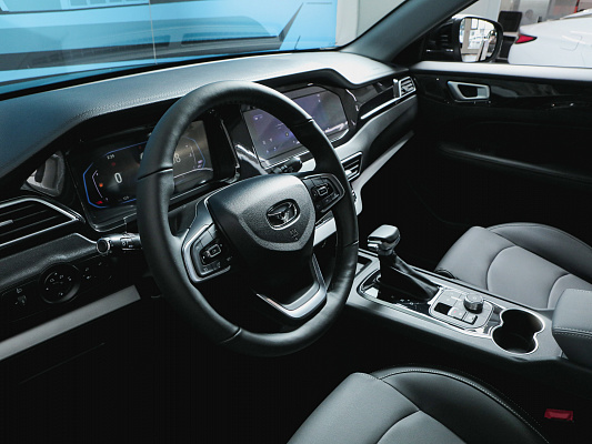 Kaiyi X3 Luxury 1.5 CVT Black
