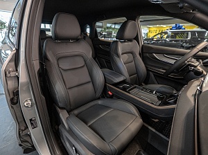 Exeed LX Бизнес 1.5 CVT