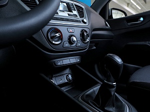 Hyundai Solaris Active Plus 1.6 MT