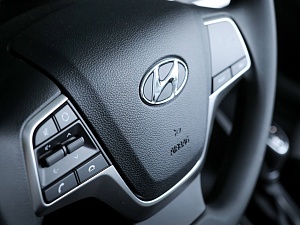 Hyundai Solaris Active Plus 1.6 AT