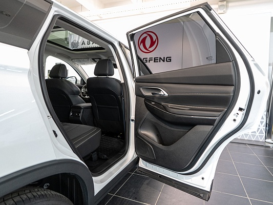 Changan CS75 Pro Tech 1.5 AMT 7 seats White 2343
