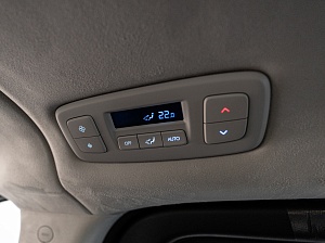 Hyundai Staria Premium 2.2 AT