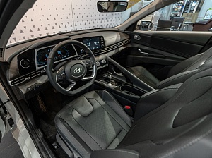 Hyundai Elantra NEW TOP 1.5 CVT