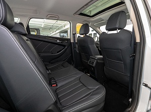 Dongfeng 580 Luxury 1.5 CVT