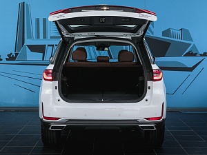 Changan CS95 DLX 2.0 AT