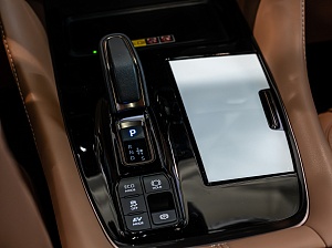 Toyota Alphard Executive Lounge 2.5 CVT