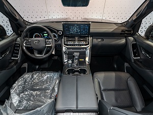 Toyota Land Cruiser 300 ZX (7 мест) 3.4 AT