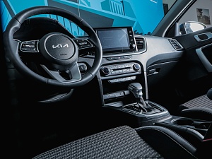 Kia Ceed SW Luxe 1.6 AT