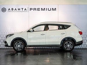 Dongfeng 580 Luxury 1.5 CVT