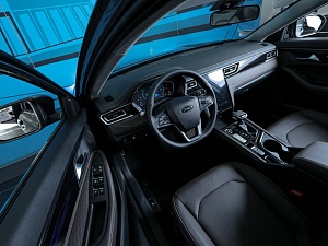 JAC J7 Люкс 1.5 CVT