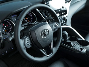 Toyota Camry Классик 2.0 CVT