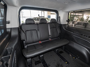 Hyundai Staria Premium 2.2 AT