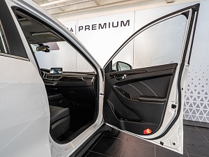 Dongfeng 580 Luxury 1.5 CVT