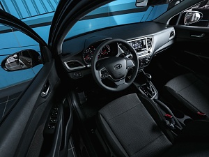 Hyundai Solaris Active Plus 1.6 AT